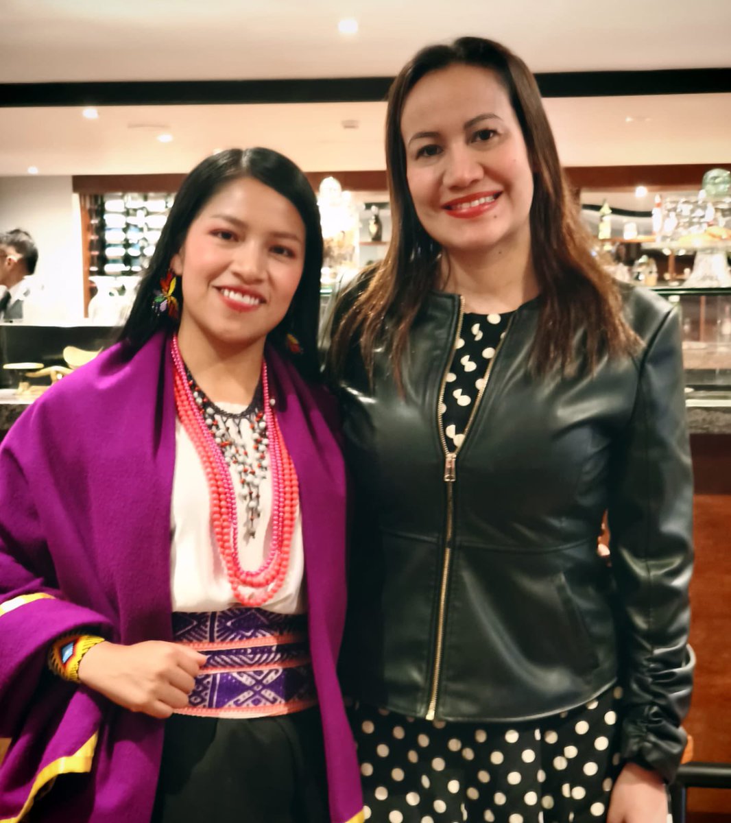 Encuentro con la lideresa <a href="/sandra_chindoy/">Sandra Chindoy</a> , un diálogo de mujeres que aspiramos a representar a nuestro país. !Es la hora de las Mujeres, con la fuerza de la madre tierra! !Ni un Paso Atrás!