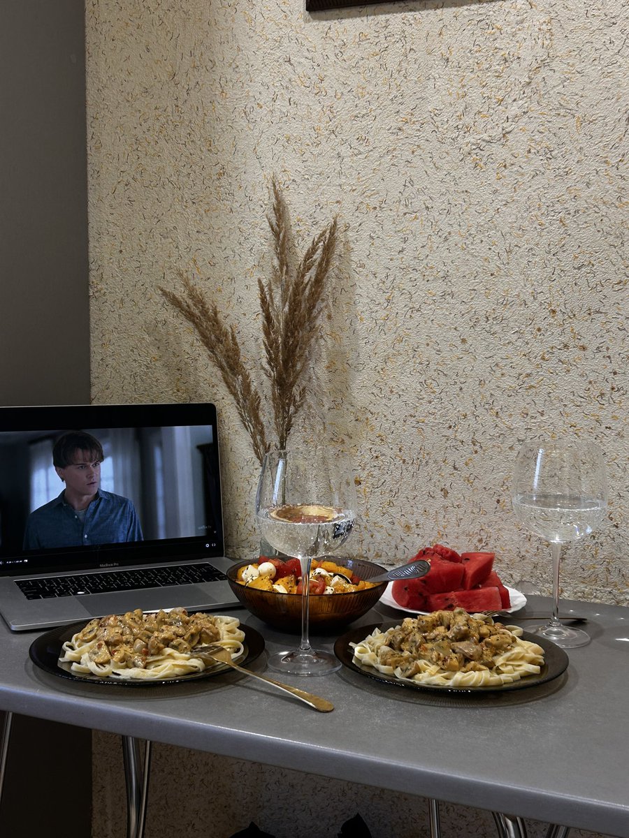 team Conrad forever ✨