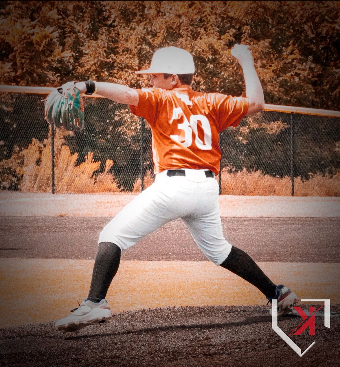 BBonitz2031's tweet photo. Was a good first fall @PrepBaseballKC tournament!

Tournament Hitting
.600 Avg

Saturday Pitching (in relief)
2IP, 1ER, 2Ks

#creekside #nespects https://t.co/K5MMJeMKeh