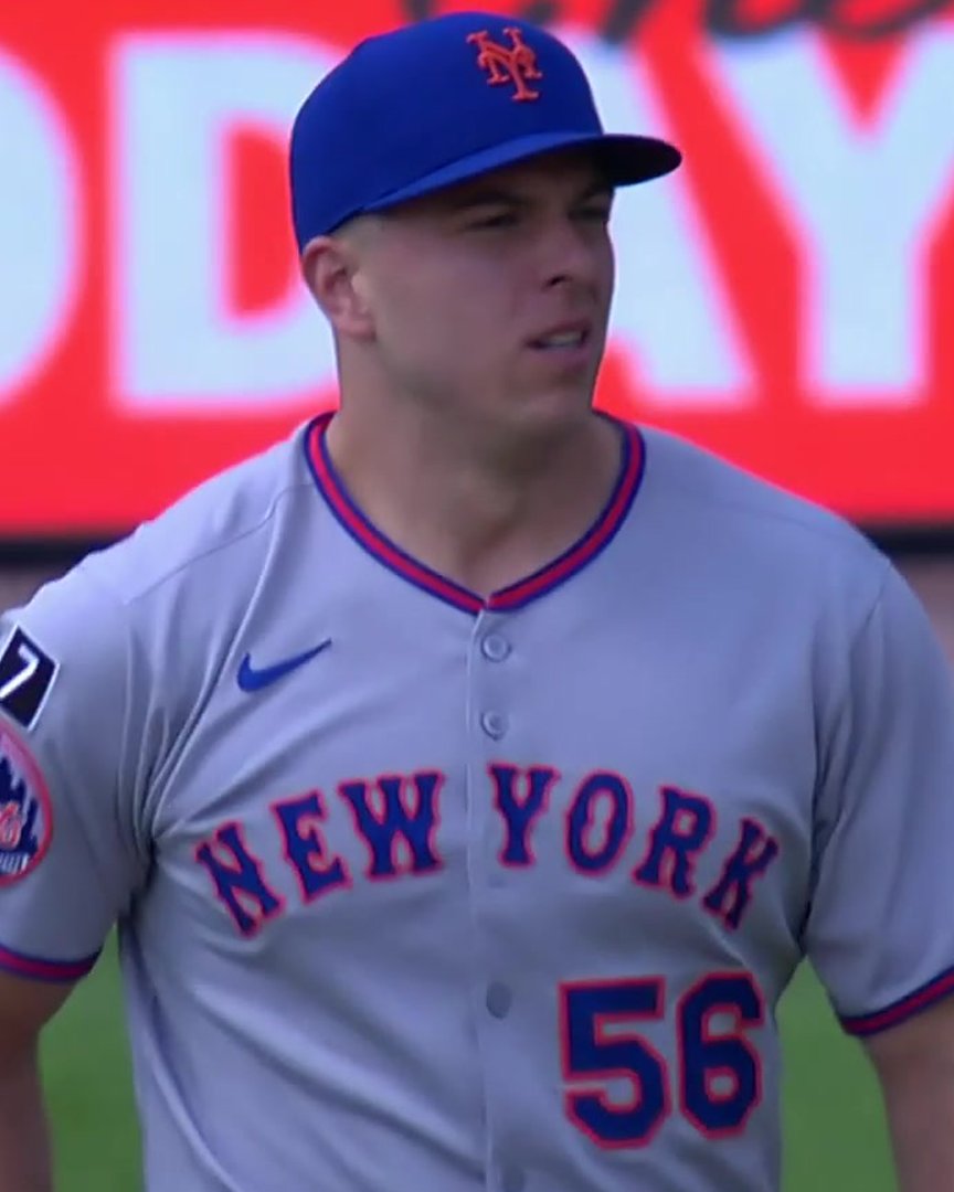 SNY_Mets's tweet photo. Ryan Helsley has allowed 14 ER in 11 IP as a Met (11.45 ERA)

He allowed 12 ER in 36 IP as a Cardinal (3.00 ERA) https://t.co/DUFcPuFhR0