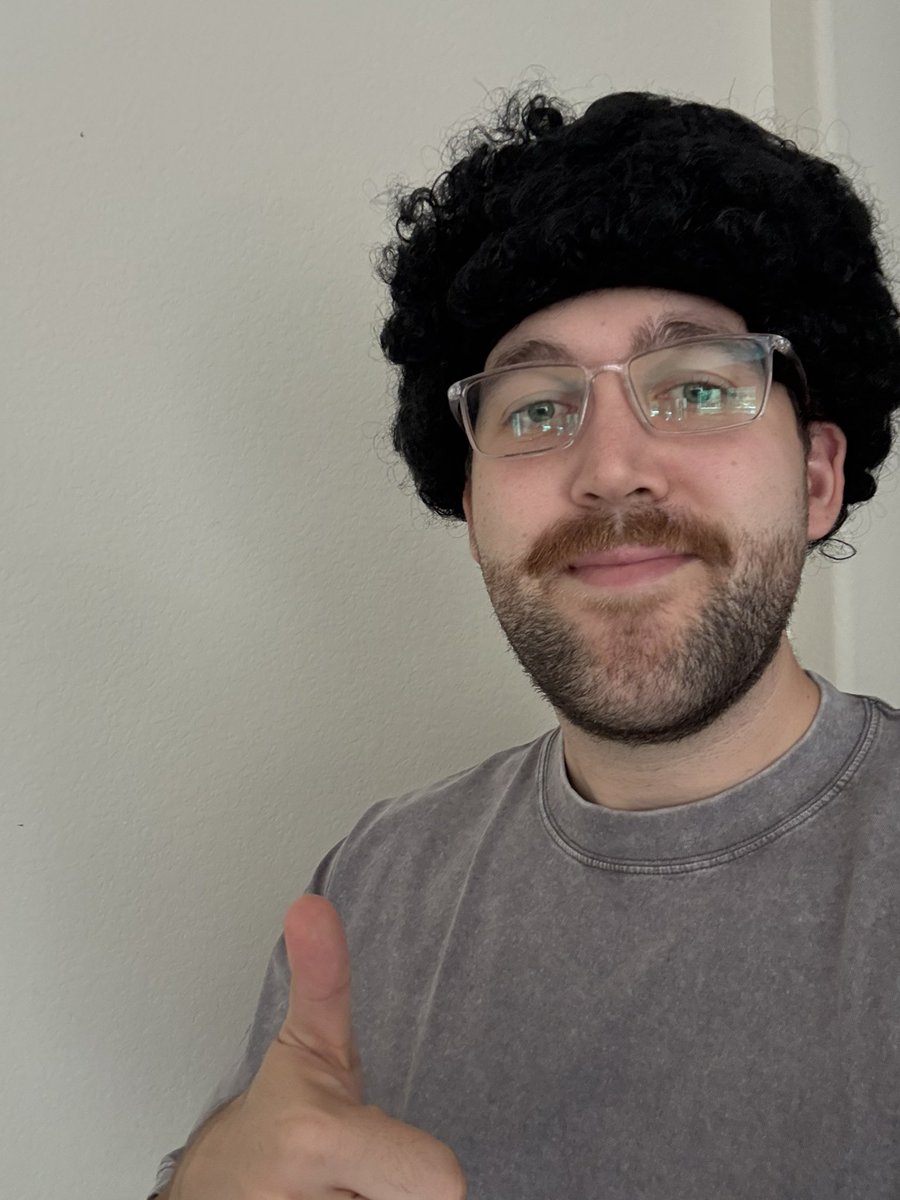 Oh wow that’s crazy, thanks to HIMS I am able to be confidently hairy on stream today, they didn’t ask me to make this tweet I just wanted to 

Live now: Twitch.tv/evanf1997