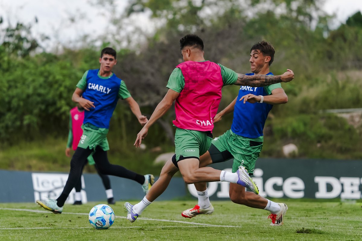 Club León tweet media