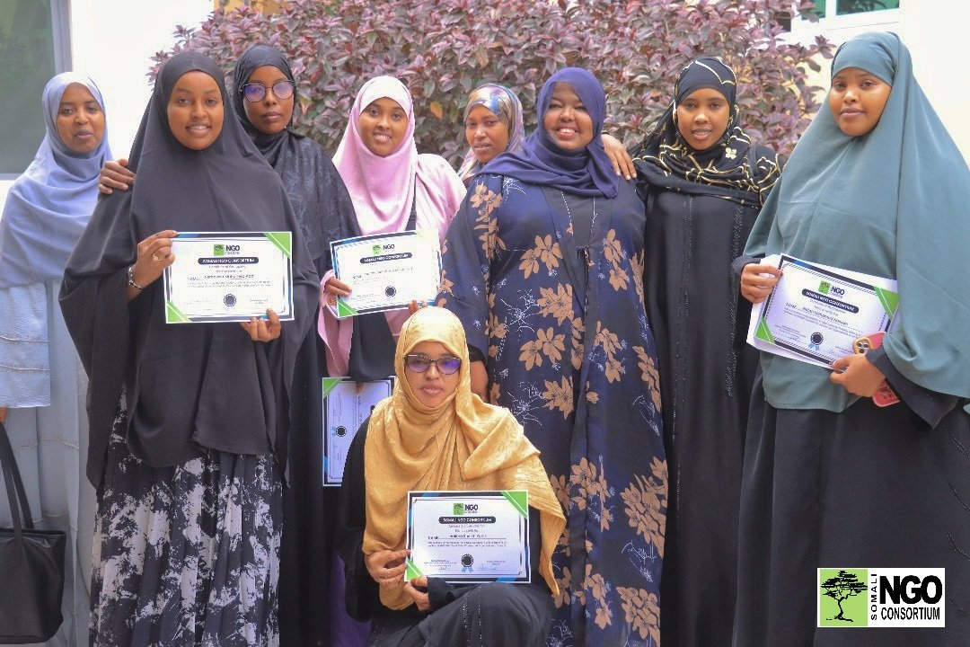 Sasdosom's tweet image. SASDO is proud to join the Women Leadership Training!
Happening on 27, 28, 30 &amp;amp; 31 Aug 2025 at Peace Hotel, Mogadishu – empowering women leaders to drive positive change.

#SASDO #WomenLeadership #Somalia