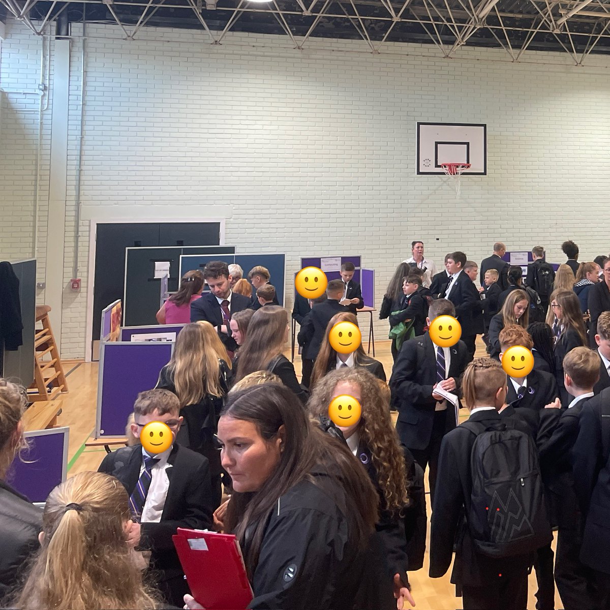OutwoodHindley's tweet image. Our new Y7 #TeamHindley students started their first day with a welcome from our principal Mrs Norman and learning manager Mrs Grundy, as well as attended an Enrichment Fayre to see the after school offerings and potentially #TrySomethingNew #OutwoodFamily