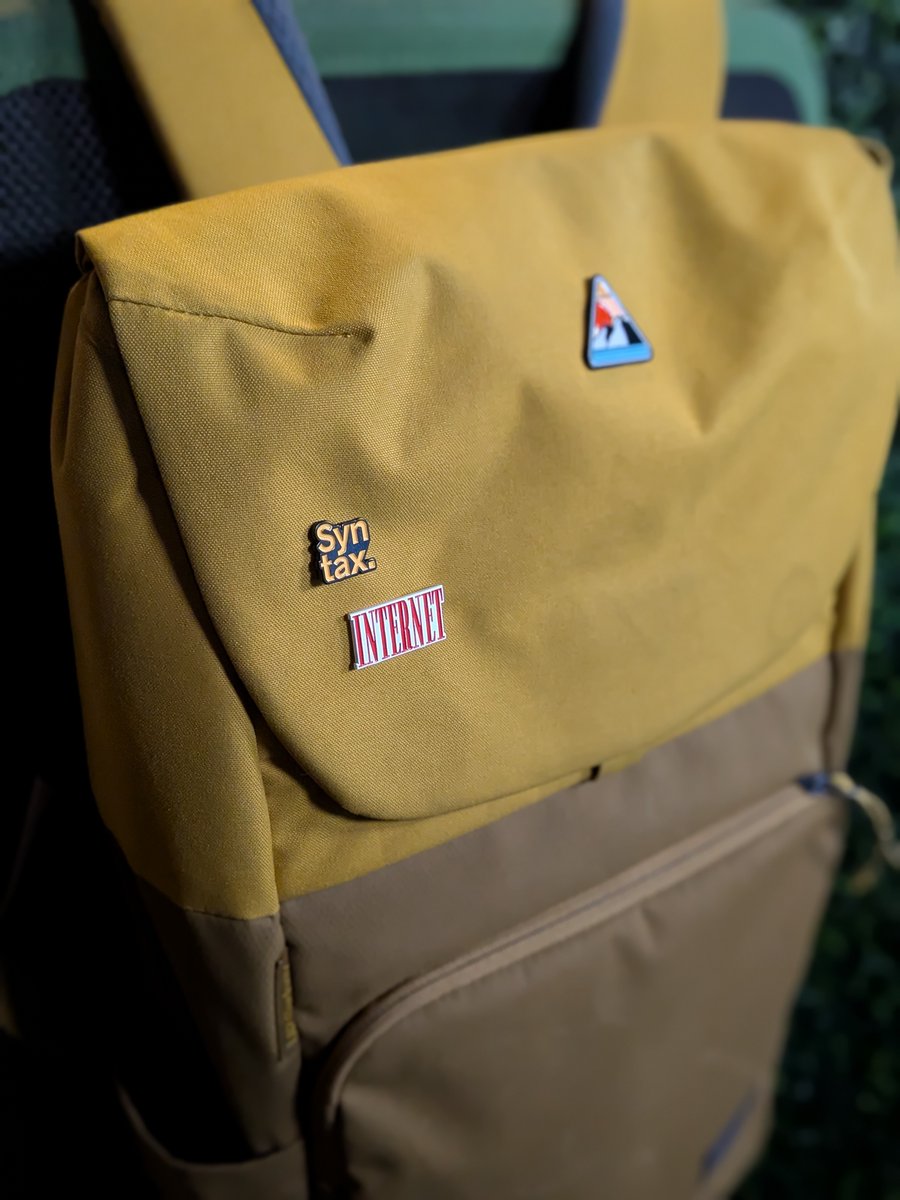 syntaxfm's tweet image. JUST DROPPED. 

the first release of our limited edition web dev pin packs
