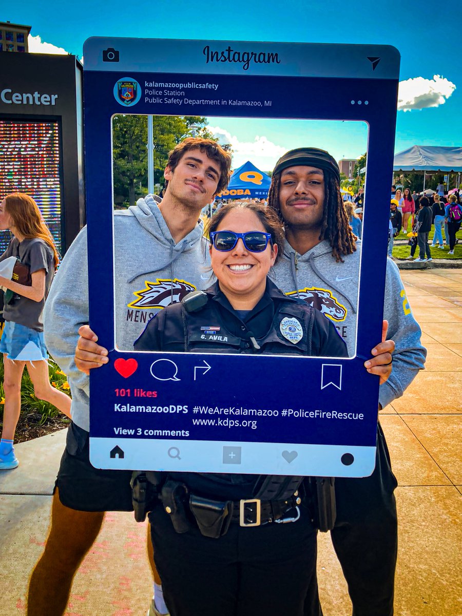 KalPublicSafety's tweet image. Thank you to everyone who stopped by our booth at Bronco Bash. Our officers had a great time connecting with students and sharing more about our department. The energy and pride of the Bronco community made it an event to remember.

#KDPS #BroncoBash #BroncosReign #PublicSafety