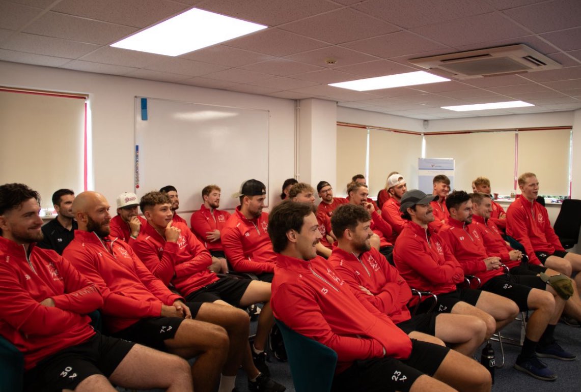 JackMcCarthy_7's tweet photo. Last weekend it was an honour to meet and interview Sir Clive Woodward as part of the Swindon Wildcats team building day!😅

It was great to hear the insight from Clive and the stories of him leading England to their only Rugby World Cup win🏉 https://t.co/rnUpNzZvYu