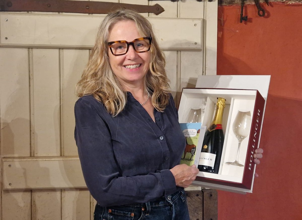 My lovely colleague <a href="/GeneticsMBBS/">BarbaraJennings (she/her)</a> Barbara has just retired from <a href="/uniofeastanglia/">UEA</a> and she will really be missed. We had a shared #PBL teaching session today. 💚💚💚
#MedEd