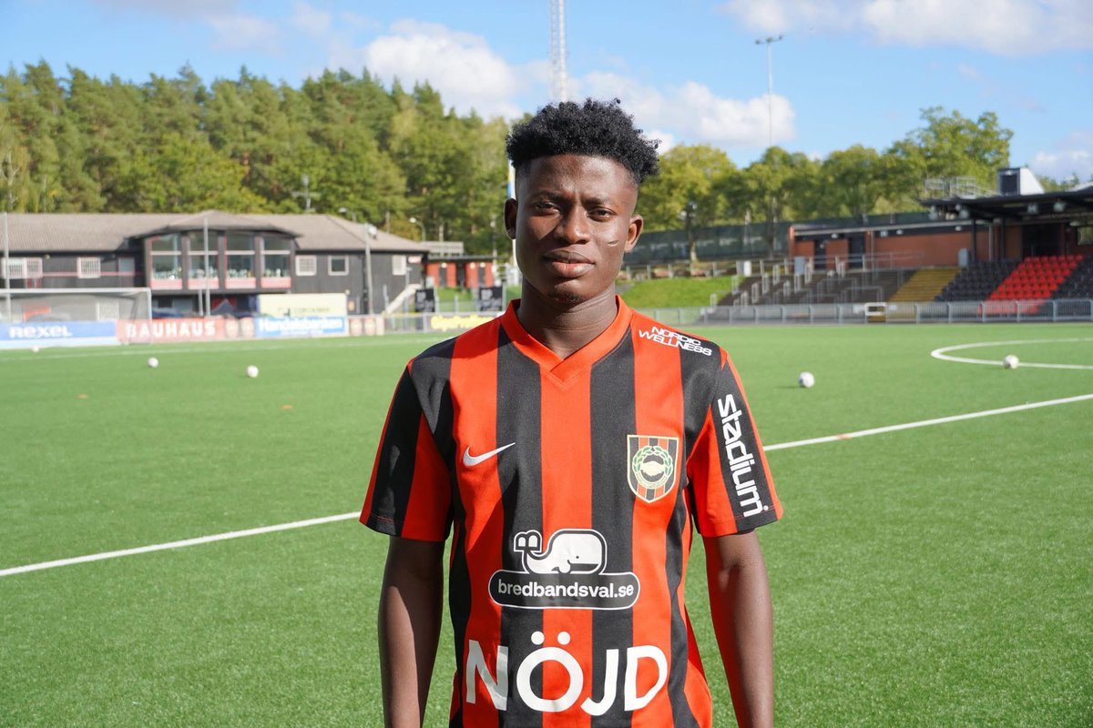 God flyt med ghanesere til Sverige nå.
Har tro på at Apiiga kan gjøre det meget bra i <a href="/brommapojkarna/">Brommapojkarna</a> fremover.