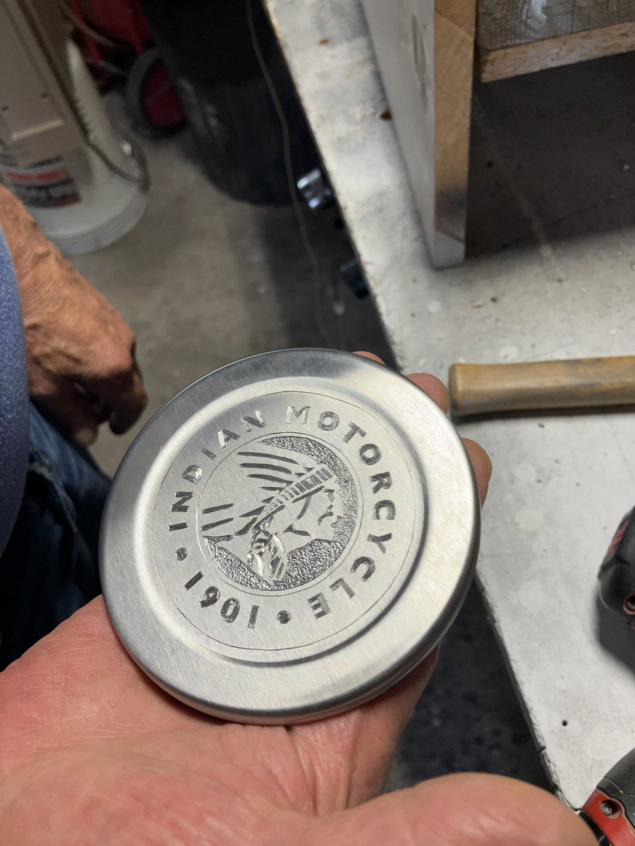 chowpawpaw's tweet image. My husband is a master hand engraver. He uses a palm held pneumatic awl engraver by Lyndsay of Kearney, Nebraska.