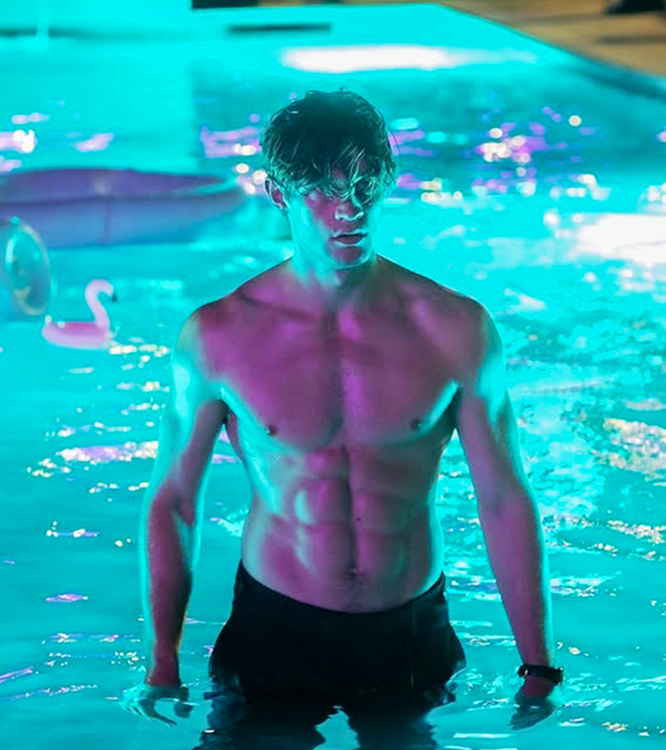 PrimeVideoBR's tweet image. eu 🤝 ruby bell: presos nessa imagem de james beaufort 🫦 imagine qnd a 2ª temp. de Maxton Hall chegar em 7/11 😮‍💨

#JamesBeaufort #RubyJames #RubyBell #DamianHardung #MaxtonHall