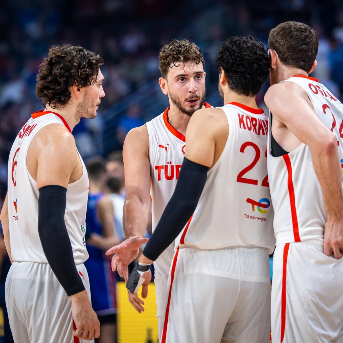 Gurur gecemiz... Tebrikler #12DevAdam 👏🇹🇷🇹🇷🇹🇷