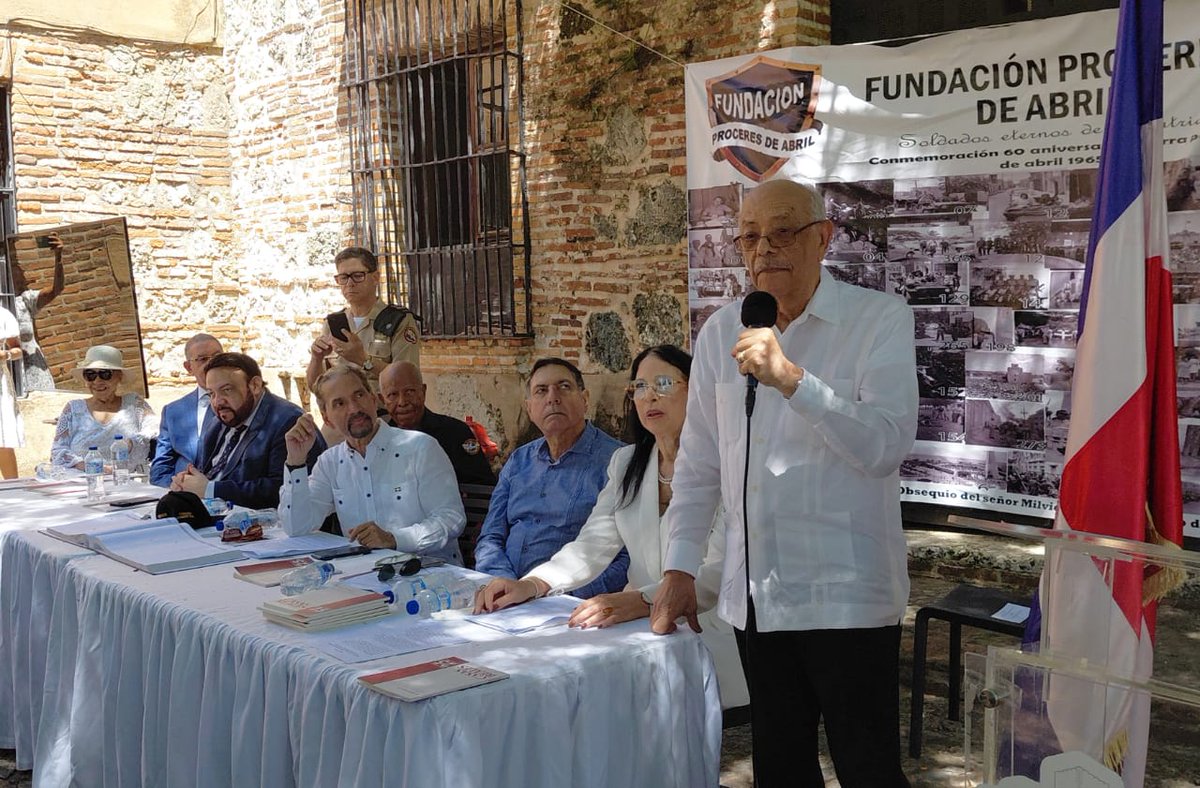 Comisión Permanente de Efemérides Patrias (@cpeprd) on Twitter photo Efemérides Patrias recuerda el 60 aniversario de la renuncia de Caamaño a la presidencia de la República
cpep.gob.do/NoticiasDetall…
<a href="/luisabinader/">Luis Abinader</a> <a href="/RaquelPenaVice/">Raquel Peña</a> <a href="/JosePaliza/">Jose Paliza</a> <a href="/jpuribeM14/">Juan Pablo Uribe</a> Efemérides Patrias recuerda el 60 aniversario de la renuncia de Caamaño a la presidencia de la República
cpep.gob.do/NoticiasDetall…
<a href="/luisabinader/">Luis Abinader</a> <a href="/RaquelPenaVice/">Raquel Peña</a> <a href="/JosePaliza/">Jose Paliza</a> <a href="/jpuribeM14/">Juan Pablo Uribe</a>
