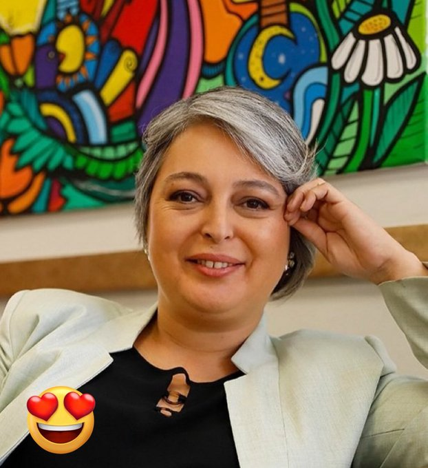 JzConstant's tweet photo. Nuestra futura Presidenta suma miles de votos cada dia , es perfectamente posible ganar en primera vuelta https://t.co/1MbbHH8oO6