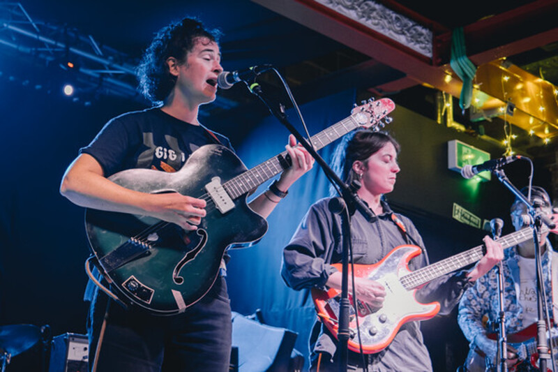 MagazineNa70243's tweet photo. LIVE REVIEW: Damian Robinson gets lost in the bouncy, poppy delights and dreamy folk of This Is The Kit https://t.co/GZH0jIbUn3 https://t.co/WKyVLgw1Ey