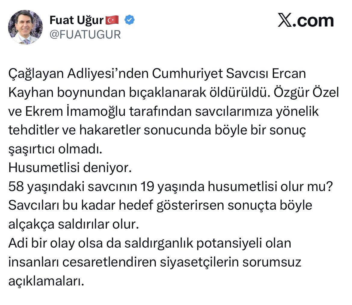 Gelen bilgilere göre öldürülen savcı restorantın sahibi ve katil eski çalışanı, husumetleri varmış…. Ama bu epeliks sözde gazeteci, özünde trol olayı Özgür Özel’in açıklamalarına bağlamış…. İnsan ölümünden bile siyaset devşirmek insanlık suçudur….Ahlaksız