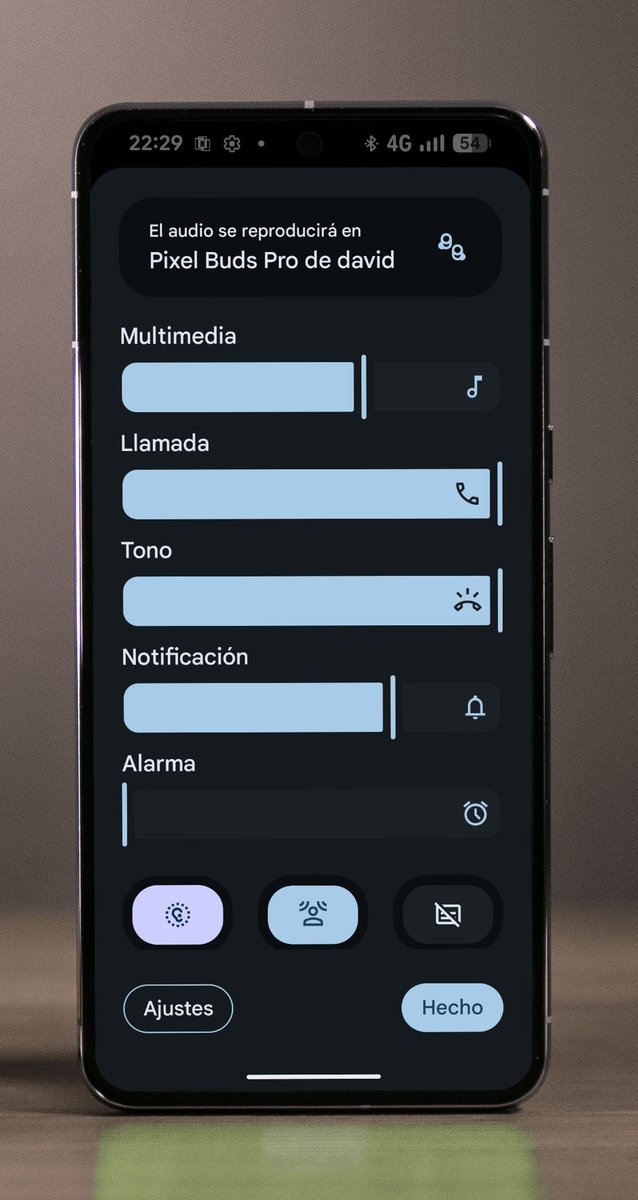 Daevisd's tweet image. Nuevo panel de sonido 
#Android16QPR1  #Material3Expressive  @madebygoogle #GooglePixel8Pro #Pixel8Pro #Pixel    #madebygoogle