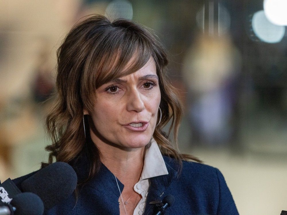 calgarysun's tweet photo. Bell: Defund Gondek's climate emergency? Mayor hopeful Sharp vows to do it #yyc #yyccc 
https://t.co/AF5WXk9w1F https://t.co/Qe1uFfTEs0