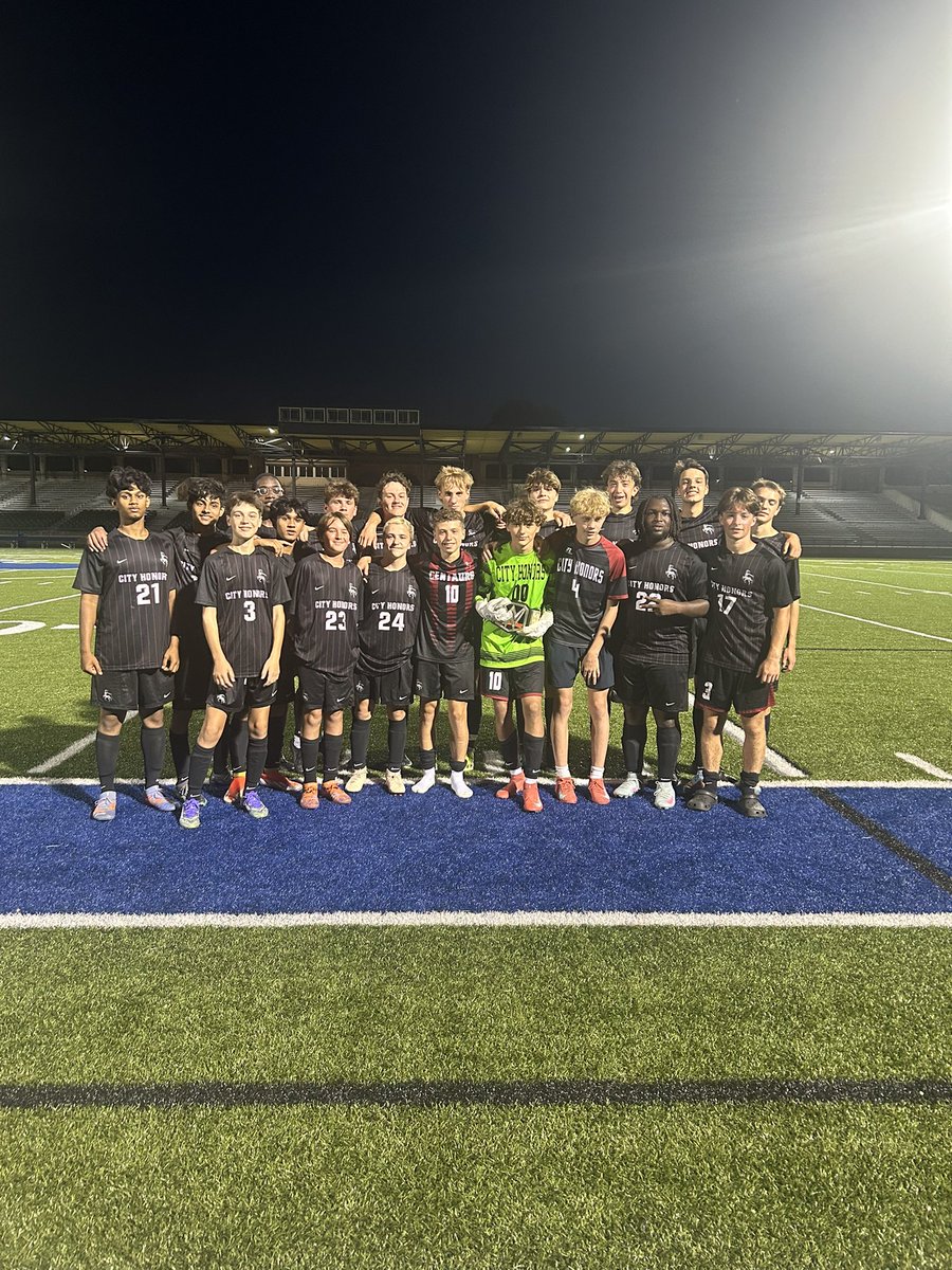 BPS Boys Soccer (@bpsbvsoc) on Twitter photo Great start to season tonight with hard fought 1-0 W vs well organized Burgard team.
Petti🚨
M Uddin 🍎
Emblidge 🧱wall 11 save clean sheet and first MOM of 25.
<a href="/Section6soccer/">Section 6 Boys Soccer</a>
<a href="/BN_Soccer/">Buffalo News Soccer</a>
<a href="/BPSathletics/">Buffalo Athletics</a> Great start to season tonight with hard fought 1-0 W vs well organized Burgard team.
Petti🚨
M Uddin 🍎
Emblidge 🧱wall 11 save clean sheet and first MOM of 25.
<a href="/Section6soccer/">Section 6 Boys Soccer</a>
<a href="/BN_Soccer/">Buffalo News Soccer</a>
<a href="/BPSathletics/">Buffalo Athletics</a>