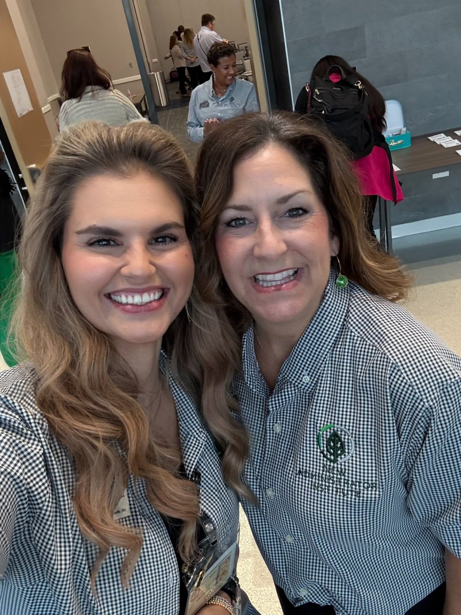 BP_Vasquez's tweet image. 🤍We invest in our leaders @CyFairISD🤍
💚Keeping my why at the core 💚
@CyFairProfLearn @DrTorineChamp @DrGlendaHorner #CFISDNAI