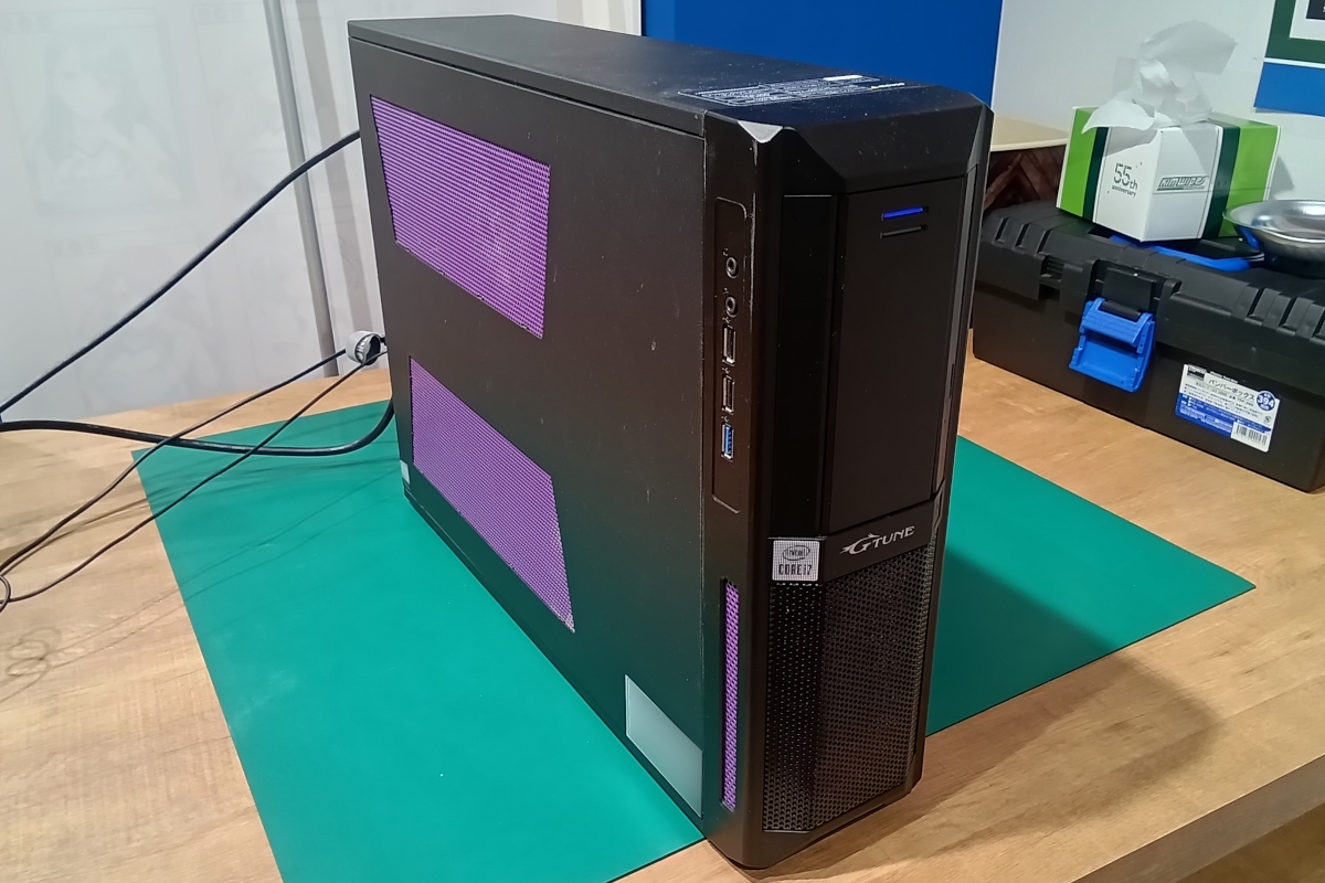 tomopyです！自作ゲーミングPC！新品SSDで快適！BDドライブ付き！ ゲーミングPC デスクトップパソコン ホワイト プレーン GeForce