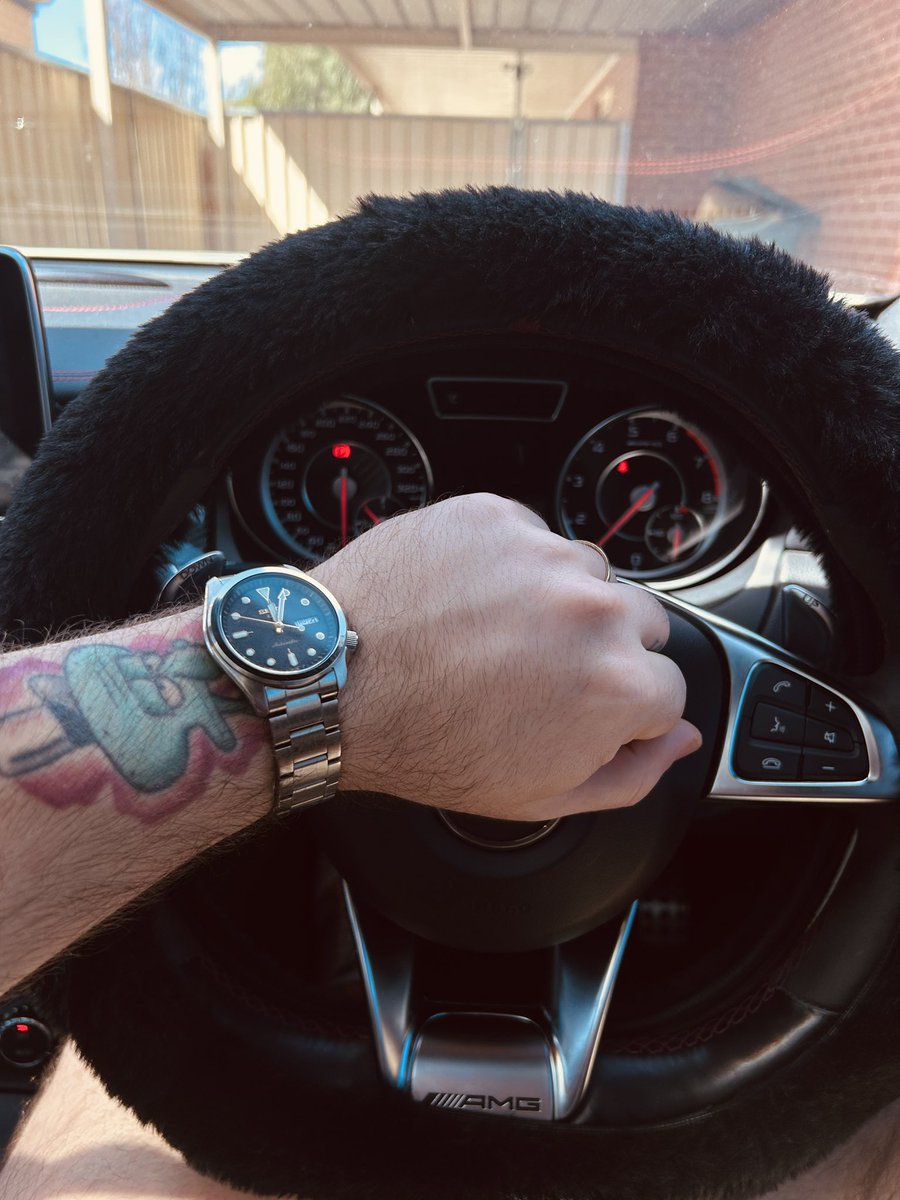 Bugün güne böyle başladık, Seiko 5.
En güzel araba eşinin arabasıdır net.