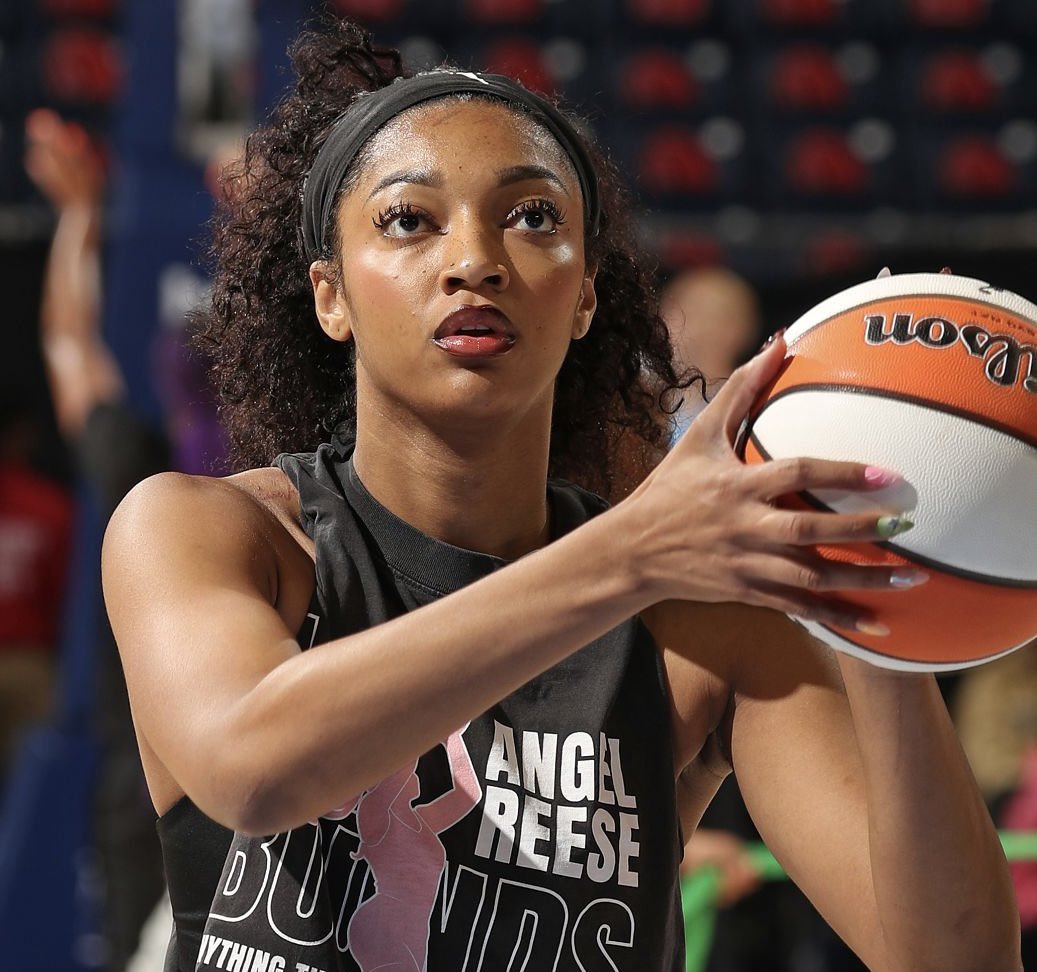 Angel Reese tonight:

18 PTS
13 REB
4 AST
4 STL

The first player to reach these numbers in a game since herself in June.