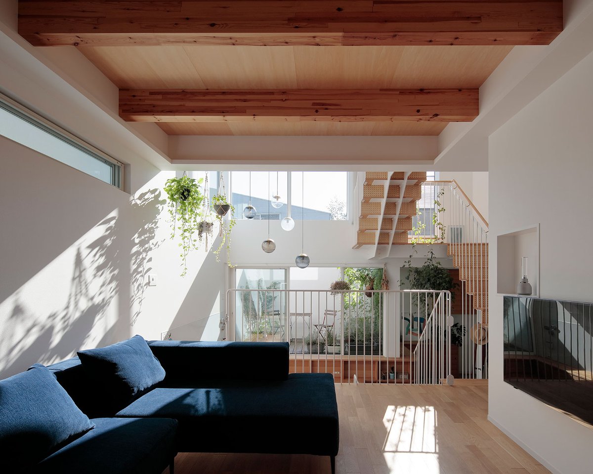 archiphoto's tweet photo. 【建築求人情報】

母子家庭向け居住支援にも関わり、“福祉と住まいの間”を追求する設計事務所「秋山立花」が、設計スタッフ（経験者・既卒）を募集中

求人タグ：実務経験者優遇 / 急募 / 勤務時間相談可

詳細はリプライ欄の🔗から #ad https://t.co/EP0uWEVFRm