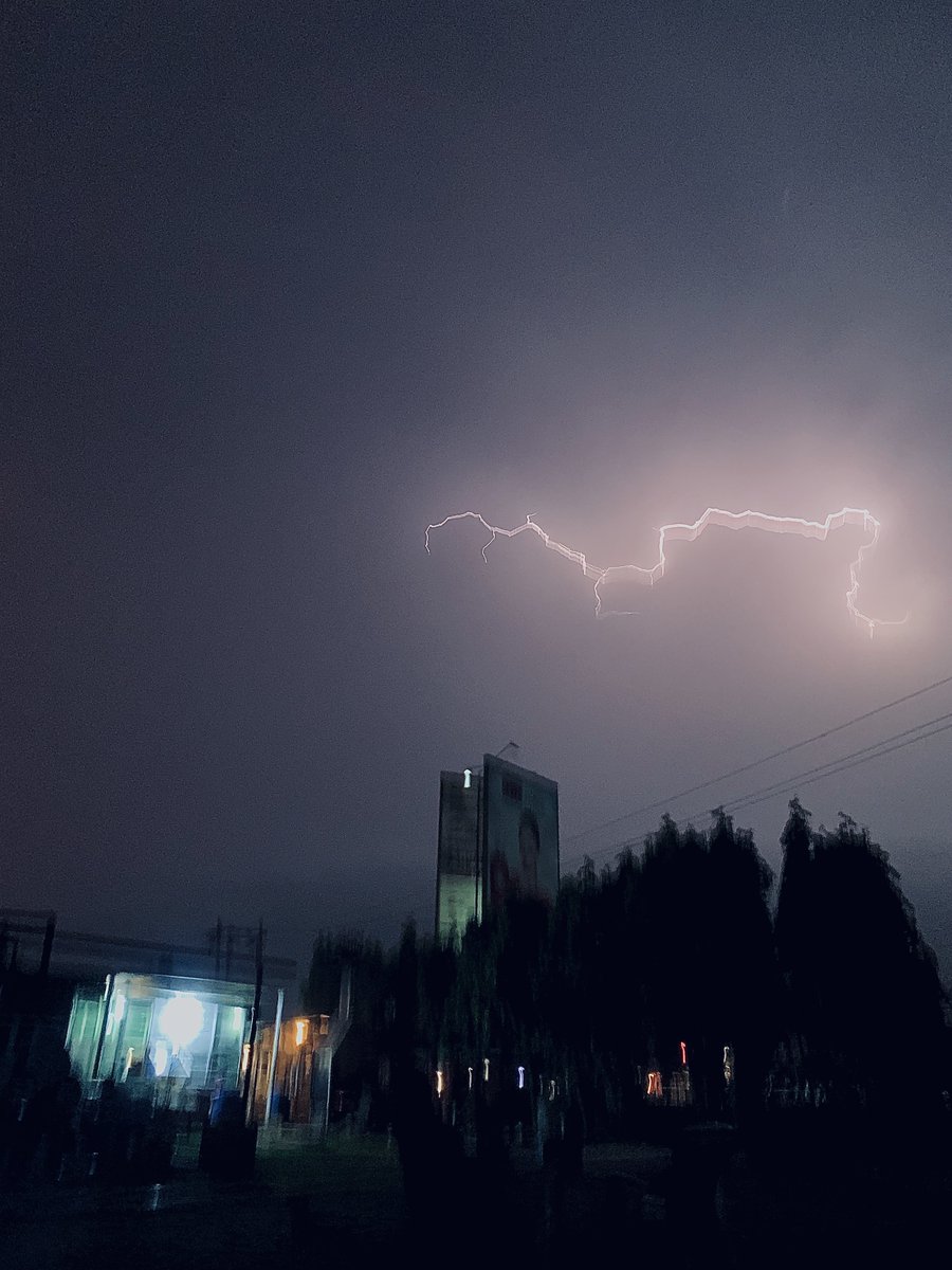 theotokiti's tweet image. Quote this tweet with pictures you captured with your iphone #shotoniphone