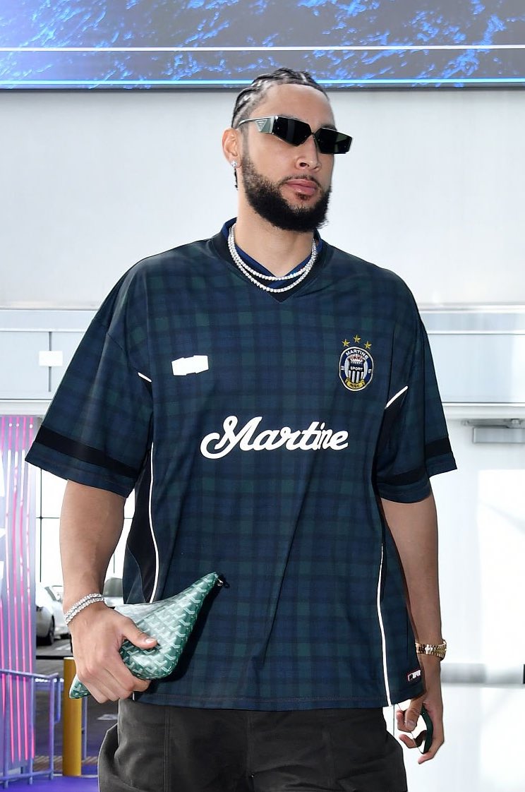 NBACentral (@thedunkcentral) on Twitter photo Ben Simmons is reportedly unsure if he wants to continue playing basketball, per <a href="/SbondyNBA/">Stefan Bondy</a>
“Ben Simmons has generated interest from the Knicks and another team but is also questioning whether he even wants to continue playing in the NBA next season, The Post has learned.” Ben Simmons is reportedly unsure if he wants to continue playing basketball, per <a href="/SbondyNBA/">Stefan Bondy</a>
“Ben Simmons has generated interest from the Knicks and another team but is also questioning whether he even wants to continue playing in the NBA next season, The Post has learned.”