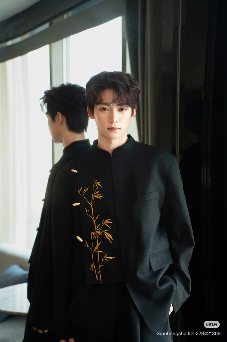 i lowkey want tian xuning and ziyu to work on a series together, what do y'all think? is it possible?