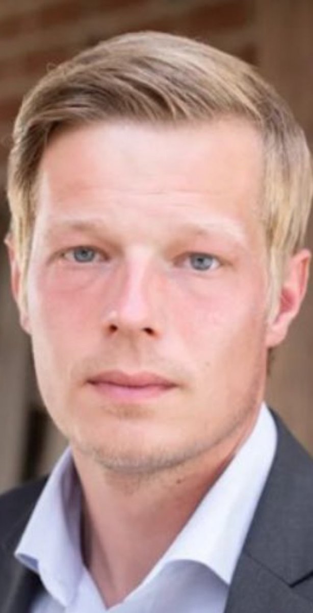 Manuel hat die Klitoris noch immer nicht gefunden, bitte helfen Sie ihm!