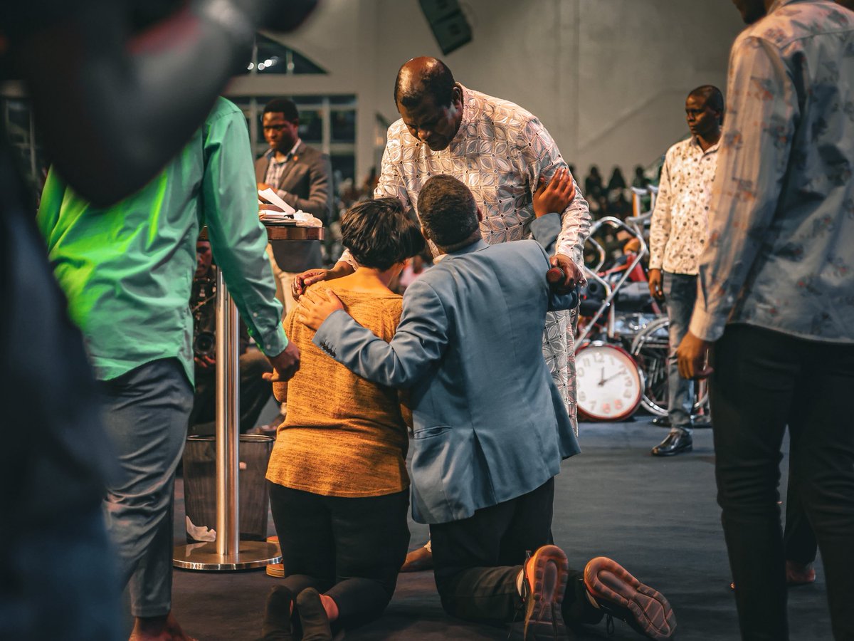 RobertKayanja's tweet image. Giving is Believing, and believing is Receiving, What God is about to do for you will be determined by your level of Faith. #robertkayanjaministries #anointing #miracles