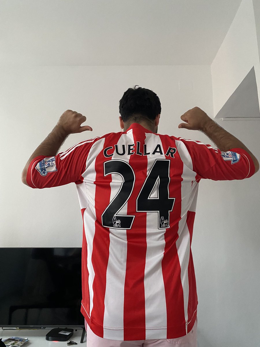 adnAVFC (@adnavfc) on Twitter photo Remera #3: Sunderland (CUELLAR 24)
<a href="/SunderlandXArg/">SunderlandArg Oficial</a> <a href="/SAFC_es/">SUNDERLAND (ES🇪🇸)</a> quién mierdas es Cuellar?!?! Remera #3: Sunderland (CUELLAR 24)
<a href="/SunderlandXArg/">SunderlandArg Oficial</a> <a href="/SAFC_es/">SUNDERLAND (ES🇪🇸)</a> quién mierdas es Cuellar?!?!