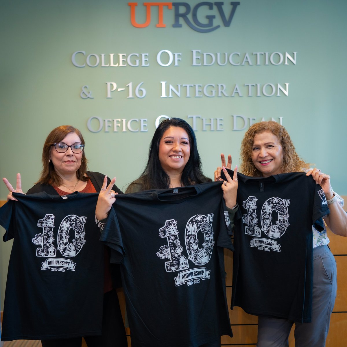 Happy 10th Anniversary, UTRGV! V’s Up to a decade of excellence, innovation, and Vaquero pride! 🎉 #UTRGV10Year