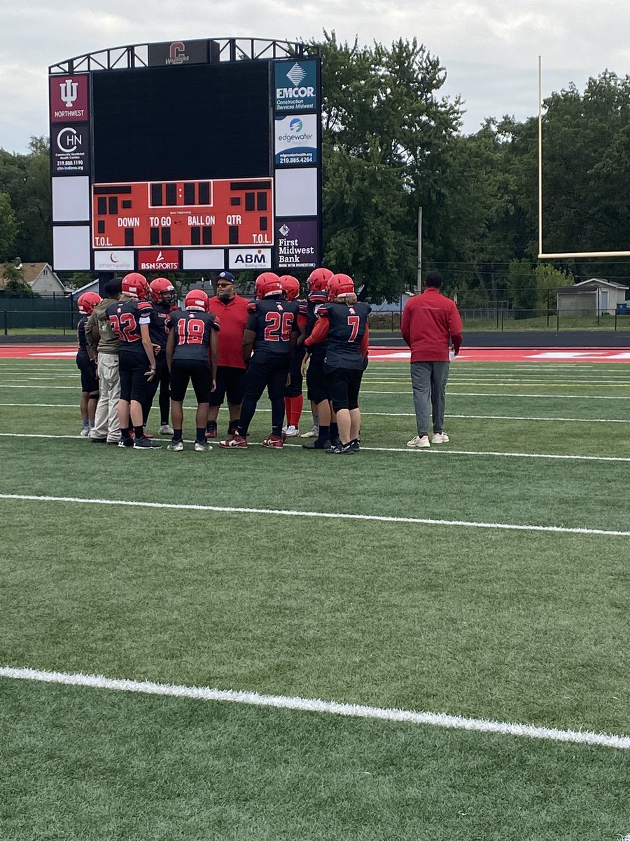 CNTWarriors's tweet image. Middle School Warriors look for a win against West Side! 💪❤️🏈💪@TechCalumet