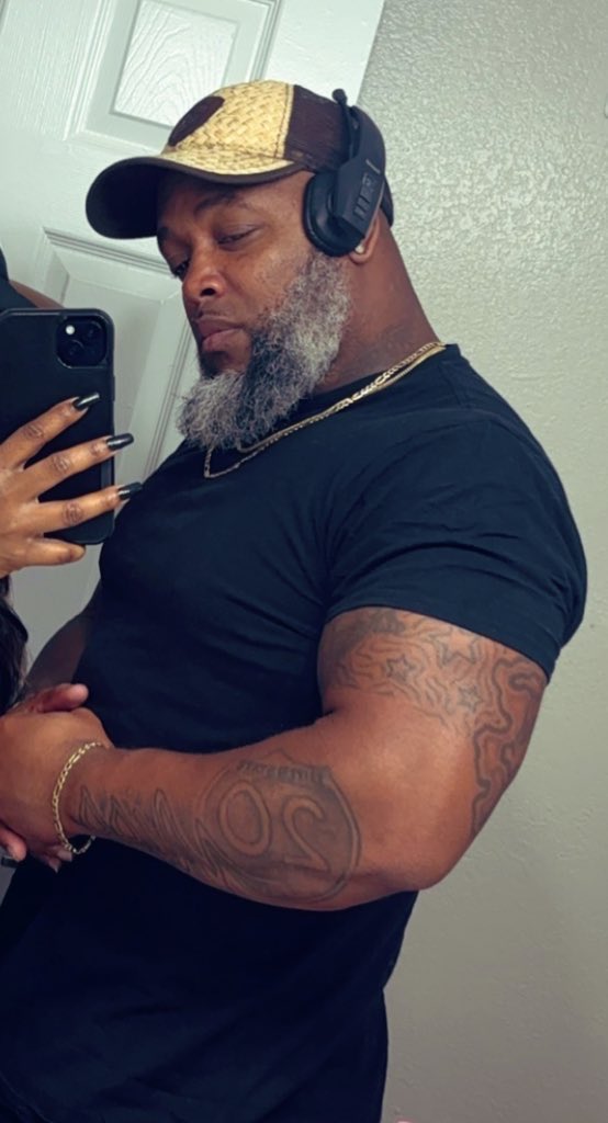 BIG CRIMSON KING OF THE HOOCHIES🥋 tweet media