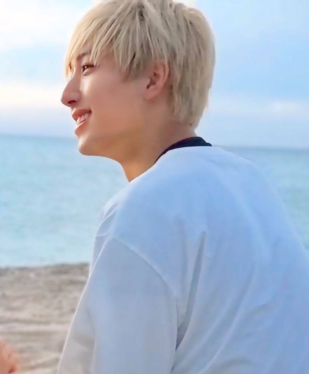 ｵﾊﾖｳｺﾞｻﾞｲﾏｽ(  ¯꒳​¯ )ᐝ
今日はこちらは雨予報です☔
朝から頭痛が酷いです_(:3｣ ∠ )_

お互いがお互いに向ける目線、笑顔( *´﹀` *)
素敵すぎるのでずっと見つめあって好き好き合戦してて欲しいです(՞ . .՞)𓈒𓂂𓏸💜💛
今日もおにいさん達がだいすき🫶🏻
#おにラブ