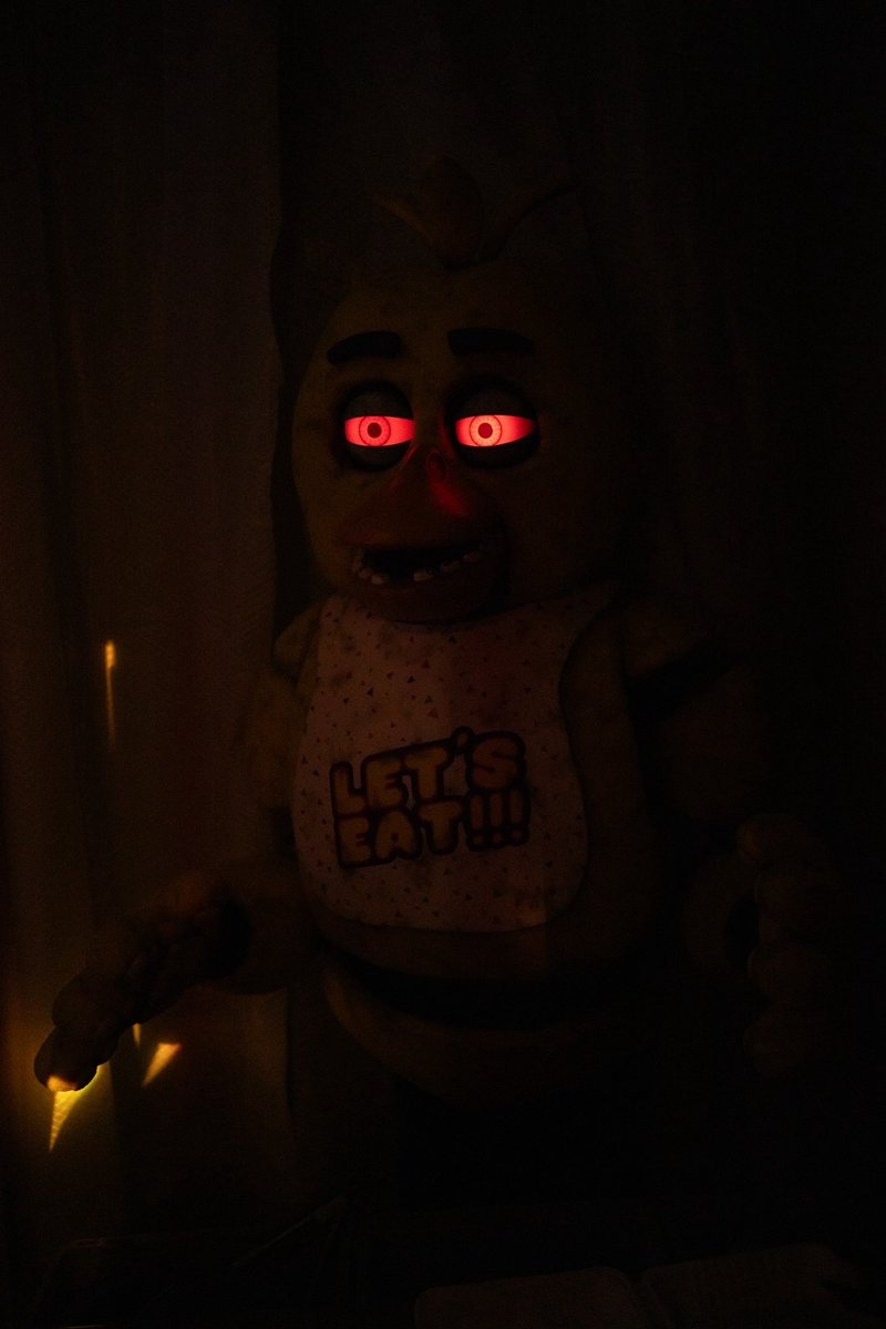 Just some pictures of five nights of Freddy I was able to take while I was recording POV. Can’t wait to have a day where I just take pictures all Night. FNAF IS WORTH THE HYPEEE.

#horrornights #universalhhn #universalstudios  #unistudios #hhn #fivenights #fnaf #halloween