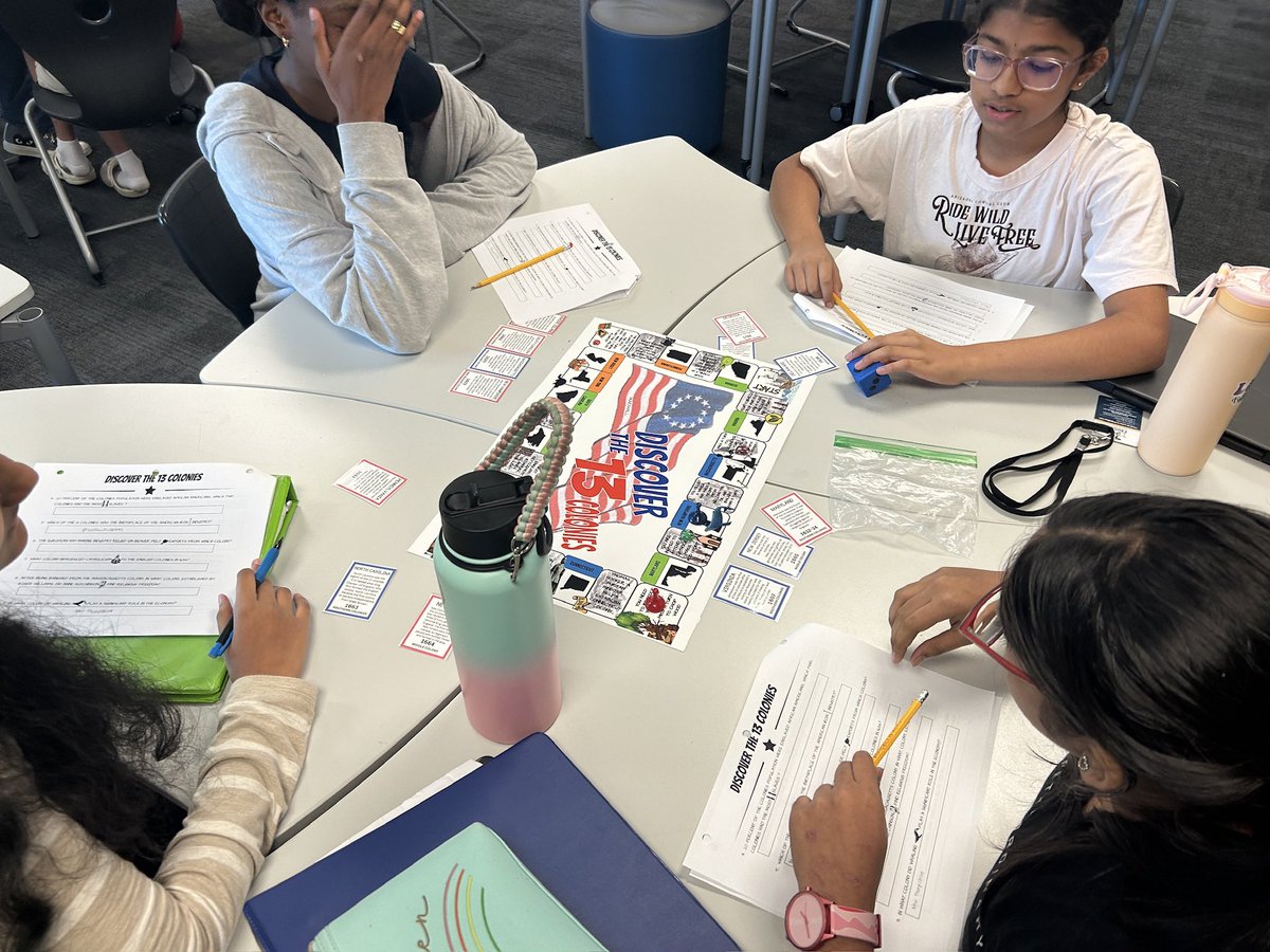 ConklinSteph's tweet image. Day 14
Cougar Den Review Time

Ss played the 13 Colonies board game we designed last year. It still works like a charm @Marshall_AmyL ❤️ #contentsupport

@ClarkMSCougars @FISDsocstudies