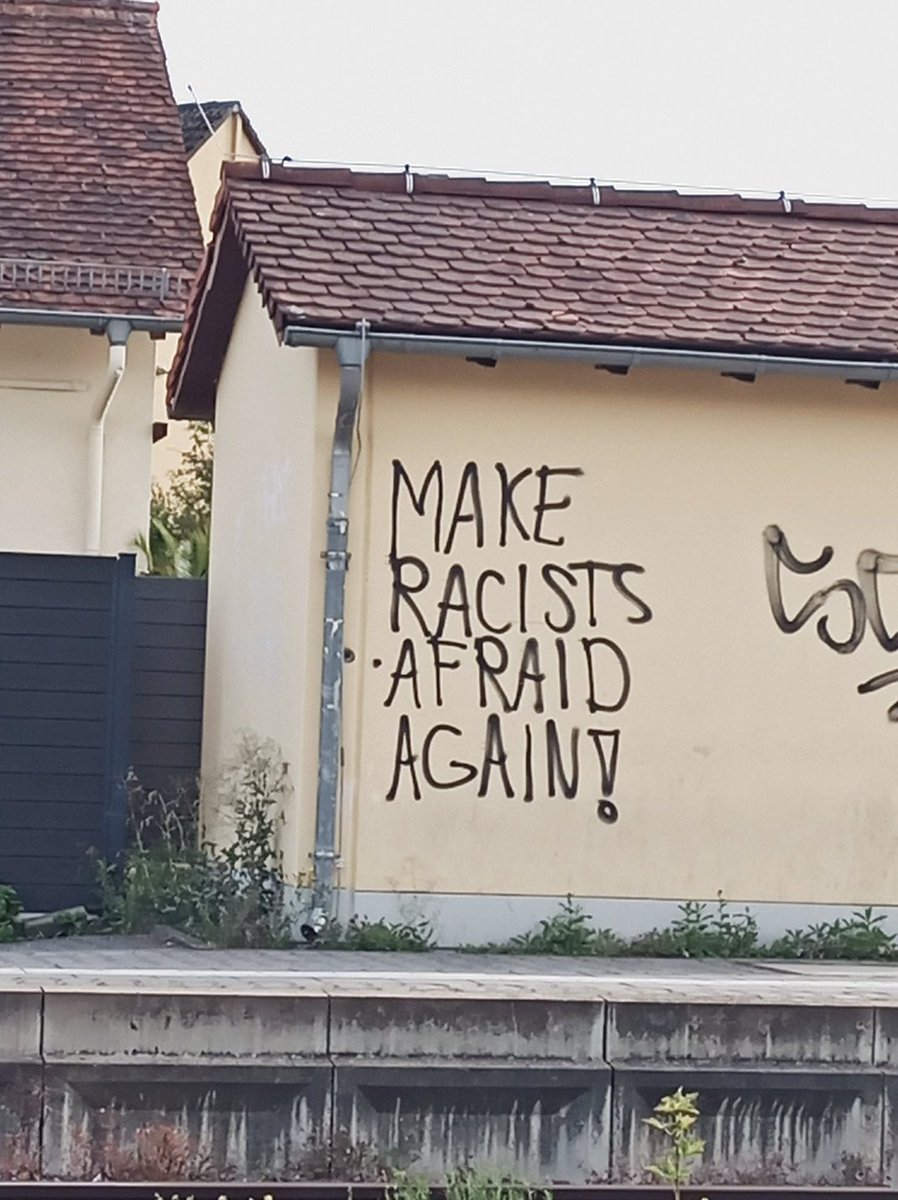“MAKE RACISTS AFRAID AGAIN!”