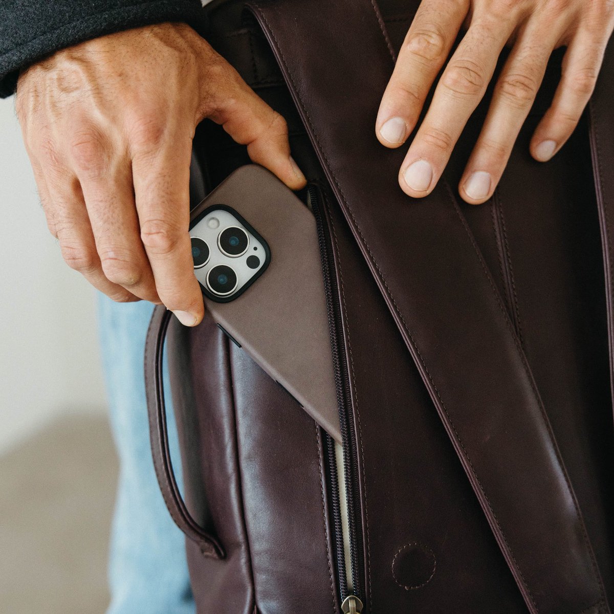 Andar's tweet photo. Leather never goes out of style
#iPhone #leathercase https://t.co/rzeX8iF2oa