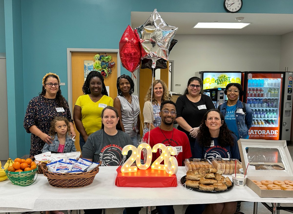 PTSAVMCCA's tweet photo. 🎉 Senior Breakfast &amp; Teacher Ice Cream Bar 🍦
Just a couple of fun ways we’re kicking off the school year!
Big thanks to everyone for your support 🙌 Not a PTSA member yet? It’s never too late to join! 💙 #PTSA #BackToSchool

https://t.co/3EKiByFv60 https://t.co/FXVlwtgyvI