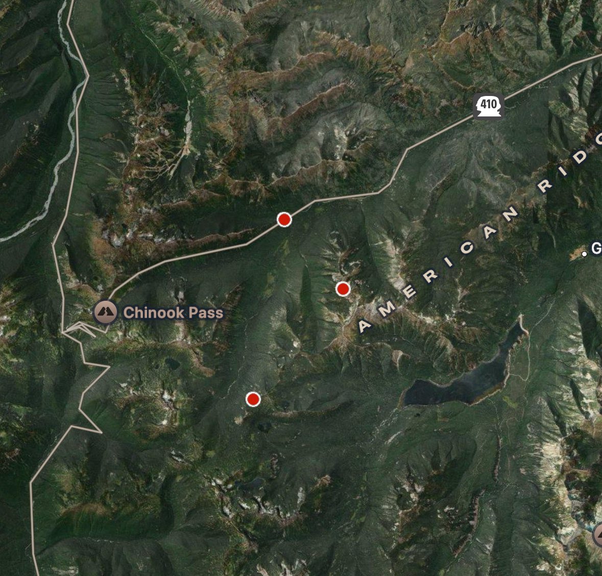 The_Weatherman2's tweet image. WOW…we’ve got lightning in the #WildcatFire now. This is a pyrocumulonimbus cloud, and the fire is rapidly growing. Extraordinary. #wawx