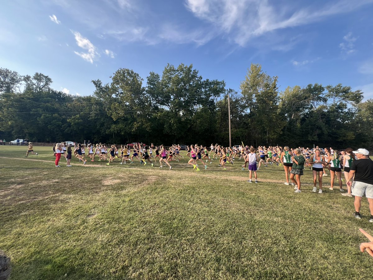 Varsity Girls are off!
<a href="/OFR5_Activities/">Orchard Farm R-V Activities</a>