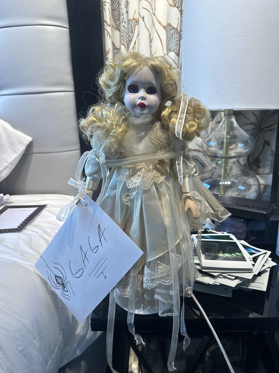 Diva is ready to do the dead dance at barricade for Miami n3💀 <a href="/ladygaga/">Lady Gaga</a>