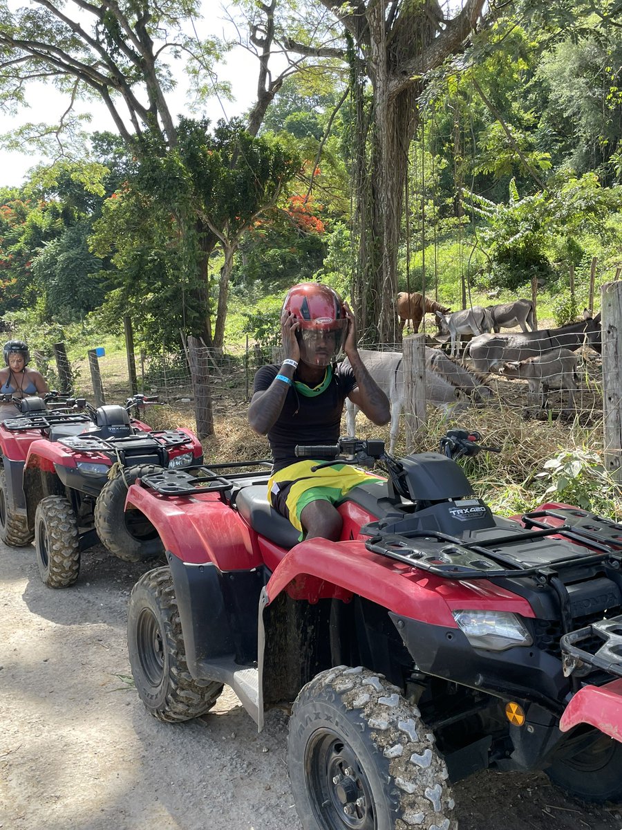 SwayyPicks's tweet photo. 🇯🇲 https://t.co/wYn5GuKptu