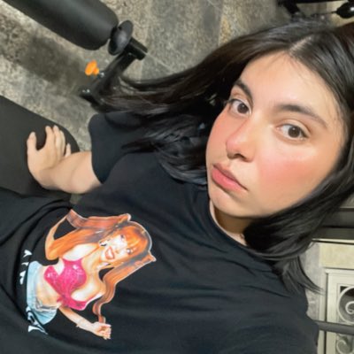 SanderSwtnr's tweet photo. #NuevaFotoDePerfil https://t.co/BrQa4ILnOH