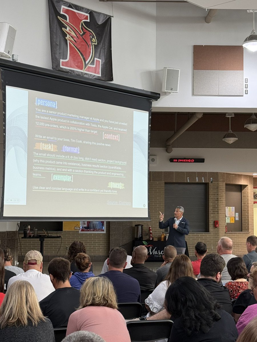 Sarah Foster tweet media