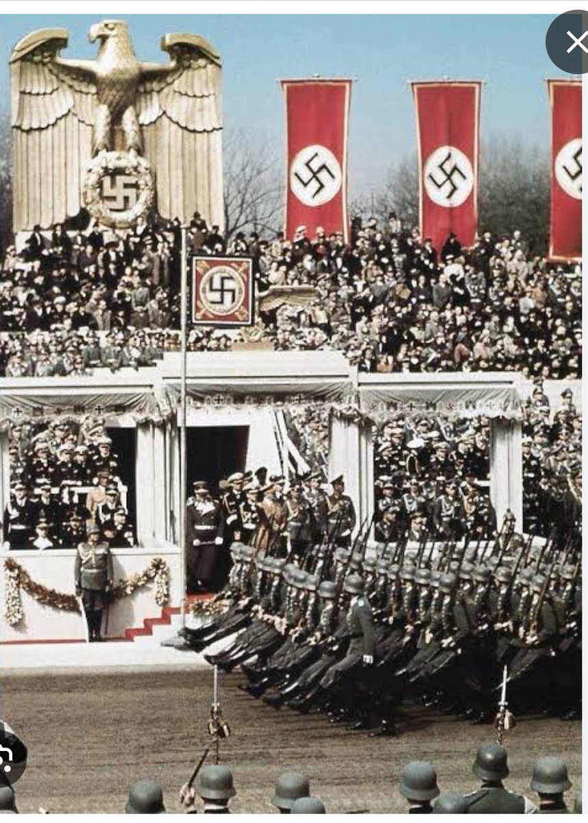 看到推中如此多的连在墙内说话自由都没有的蠢货在为奴隶主欢呼甚至亢奋排卵，而这些蠢货竟然有不少的关注者，再想想郭文贵李洪志老灯等批次批量日增的骗子靠制造低级谎言装的人模狗样挣的盆满钵满……
这个地方还有希望吗？！